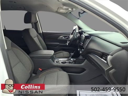 Used 2019 Chevrolet Traverse LT image 13