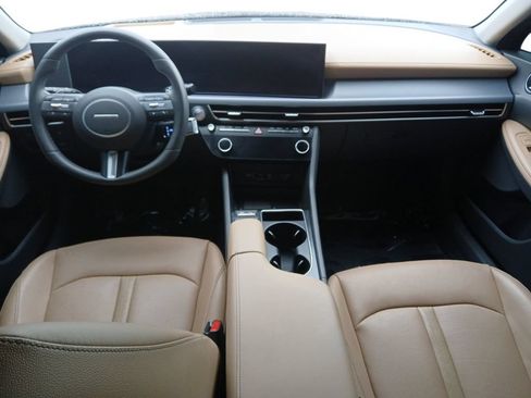 Certified 2025 Hyundai Sonata Limited FWD image 13