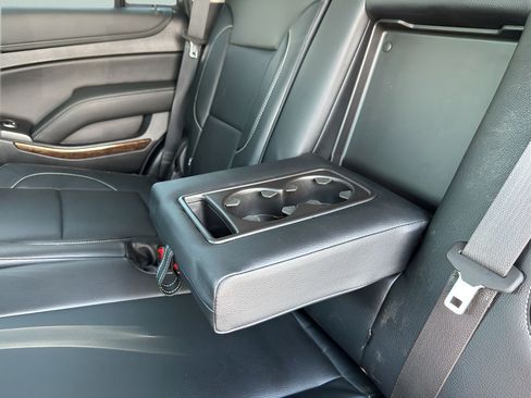 Used 2020 Chevrolet Tahoe LS w/ Enhanced Driver Alert Package RWD image 16