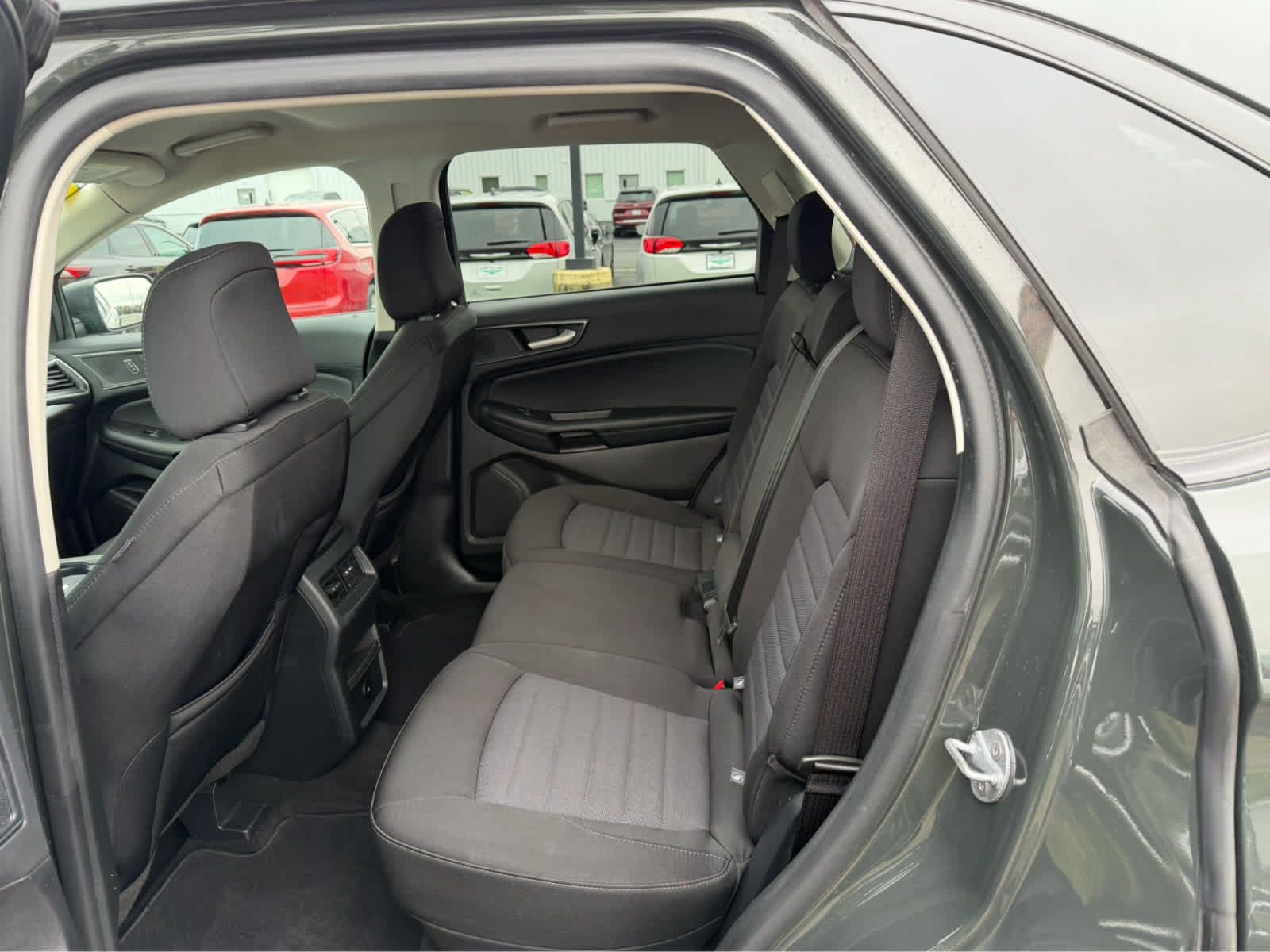 Used 2024 Ford Edge SE AWD/4WD image 33