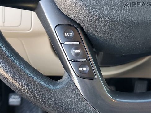 Used 2013 Kia Optima LX image 17