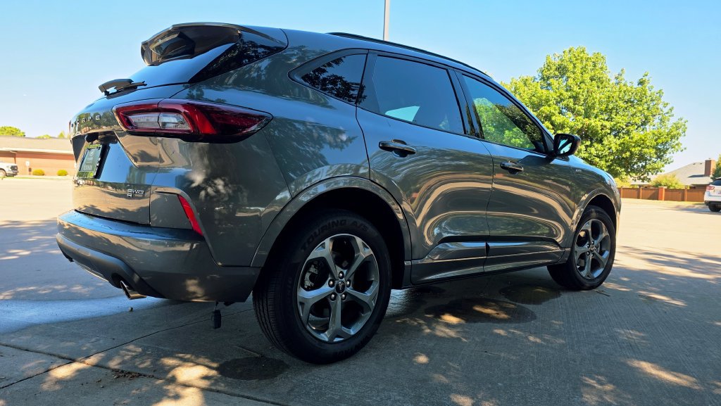Used 2024 Ford Escape ST-Line AWD/4WD image 11