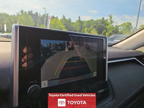 Certified 2024 Toyota RAV4 LE AWD/4WD image 19