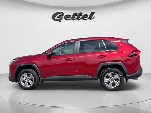 Used 2025 Toyota RAV4 XLE w/ Convenience Package FWD image 8