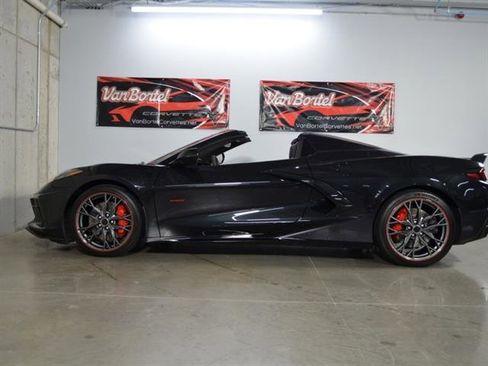 Used 2023 Chevrolet Corvette Stingray Premium Conv w/ Z51 Performance Package image 22