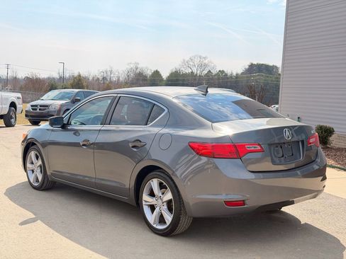 Used 2013 Acura ILX w/ Technology Package image 7