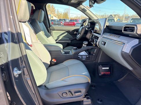 New 2026 Toyota Tacoma 4x4 Double Cab Hybrid image 6