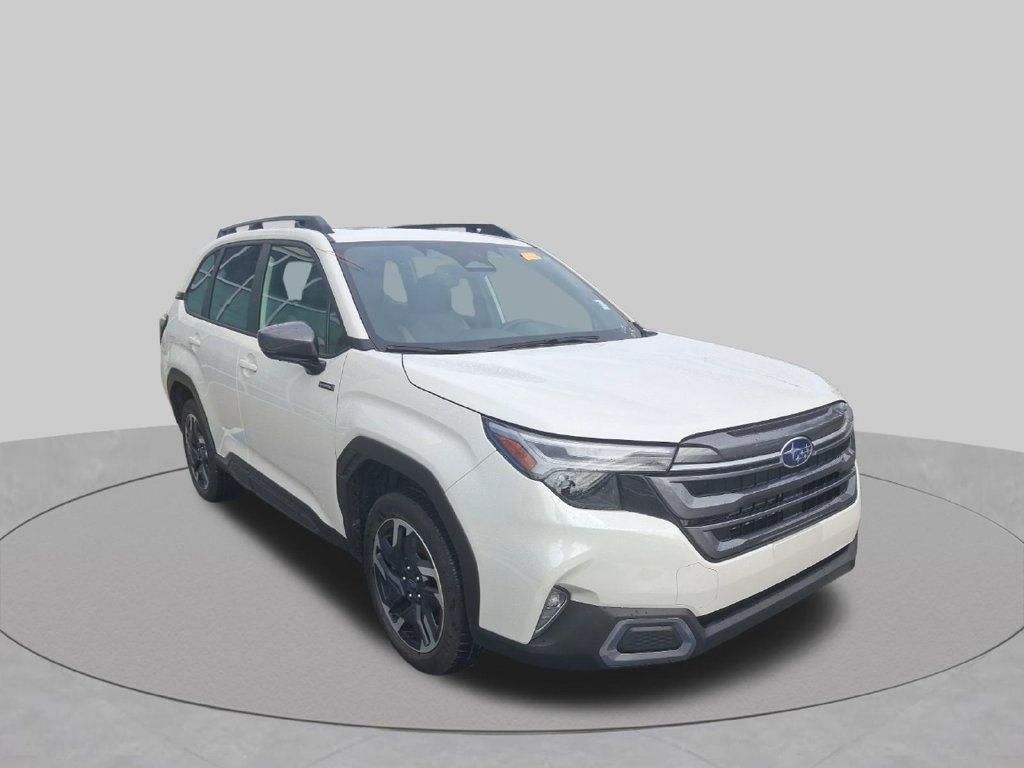 Used 2025 Subaru Forester Limited w/ Popular Package AWD/4WD image 3