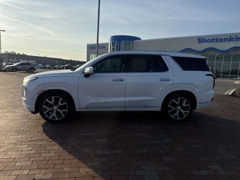 Used 2022 Hyundai Palisade Limited image 3