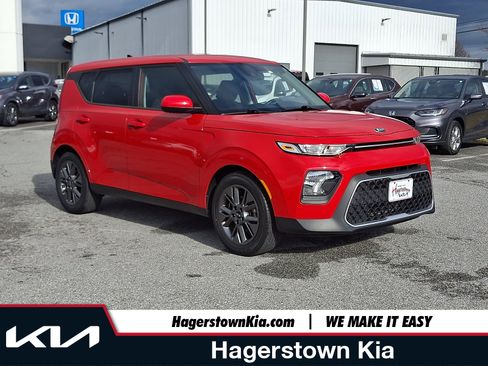 Used 2021 Kia Soul S image 1