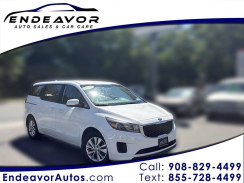 Used 2018 Kia Sedona L FWD image 1