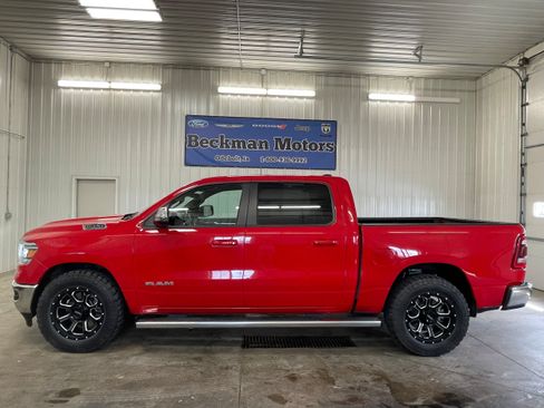 Used 2023 RAM 1500 Laramie AWD/4WD image 2