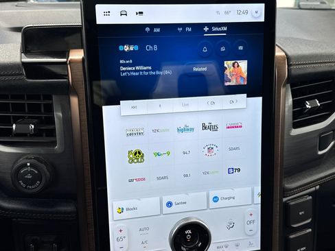 Used 2023 Ford F150 Lightning Lariat w/ Equipment Group 511A High image 23