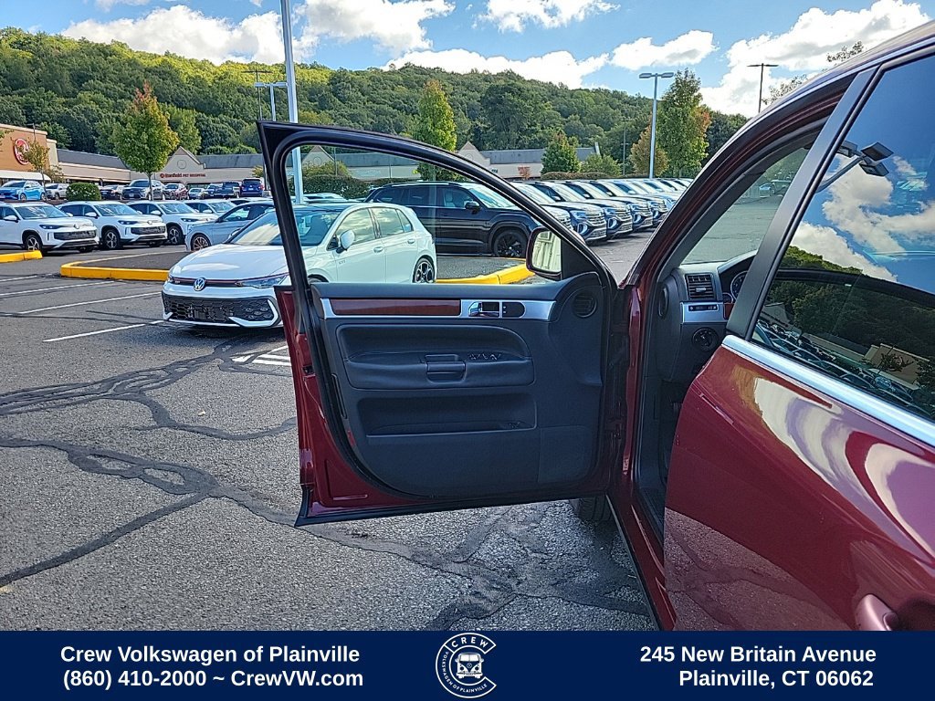 Used 2005 Volkswagen Touareg V6 AWD/4WD image 36