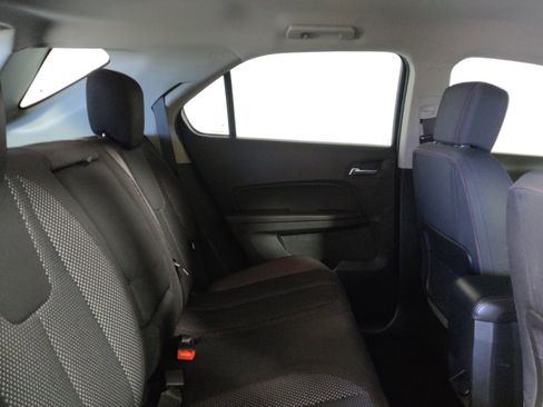 Used 2017 Chevrolet Equinox LS FWD image 19