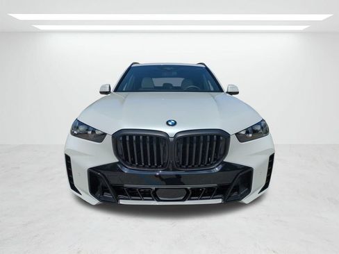 New 2026 BMW X5 xDrive40i w/ M Sport Package AWD/4WD image 9