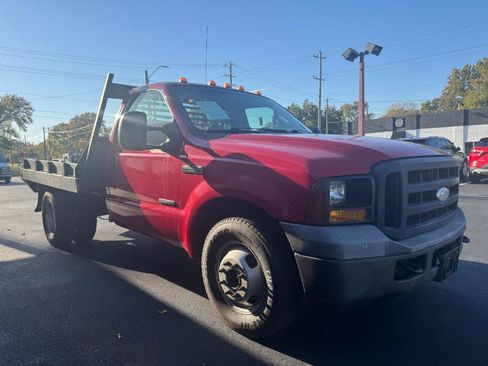 Used 2006 Ford F350 2WD Regular Cab DRW Super Duty image 6