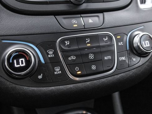 Used 2024 Chevrolet Malibu LT FWD image 30