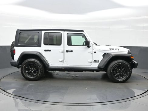 Used 2021 Jeep Wrangler Unlimited Sport AWD/4WD image 7