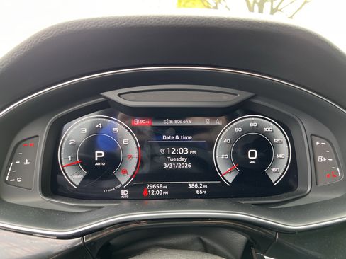 Used 2023 Audi Q8 Premium Plus image 20