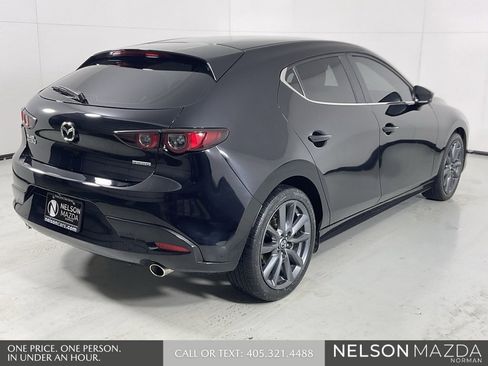 Used 2021 MAZDA MAZDA3 s image 8