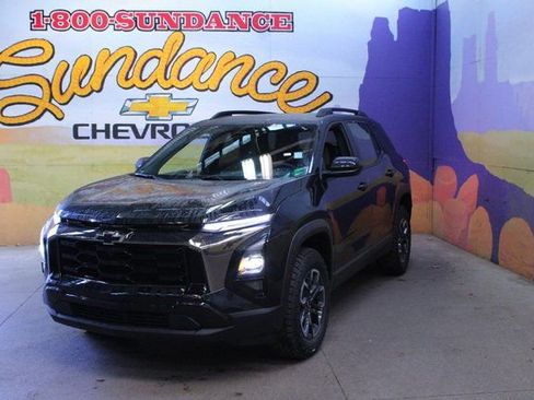 New 2026 Chevrolet Equinox ACTIV w/ Convenience Package III FWD image 2