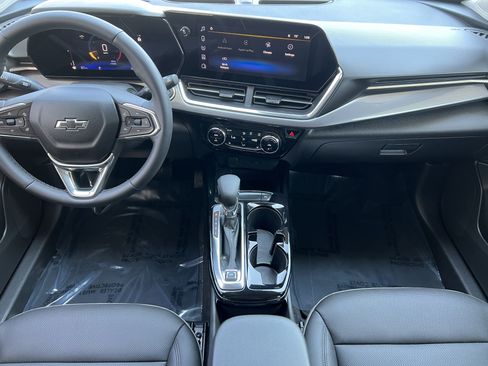 Used 2026 Chevrolet Trax ACTIV w/ Driver Confidence Package FWD image 33