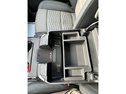 New 2026 Chevrolet Silverado 2500 ZR2 image 13