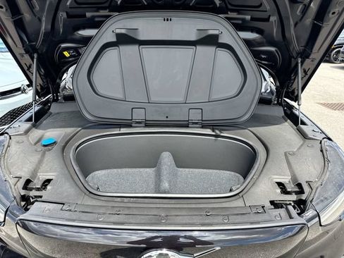 Used 2023 Volvo XC40 Recharge Ultimate w/ Protection Package Premier AWD/4WD image 30