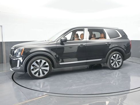 Used 2021 Kia Telluride S image 2