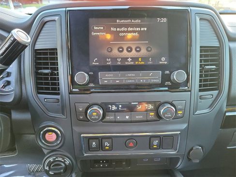 Used 2024 Nissan Titan SV w/ SV Convenience Package image 22