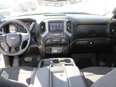 Used 2024 Chevrolet Silverado 2500 Custom w/ Custom Value Package AWD/4WD image 17
