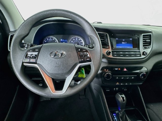 Used 2017 Hyundai Tucson SE w/ SE Popular Package 02 FWD image 10