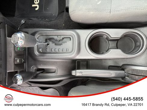 Used 2011 Jeep Wrangler Sport AWD/4WD image 19