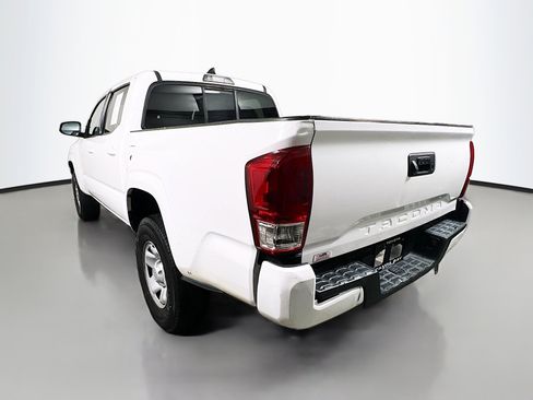 Used 2019 Toyota Tacoma SR w/ SR Convenience Package RWD image 8