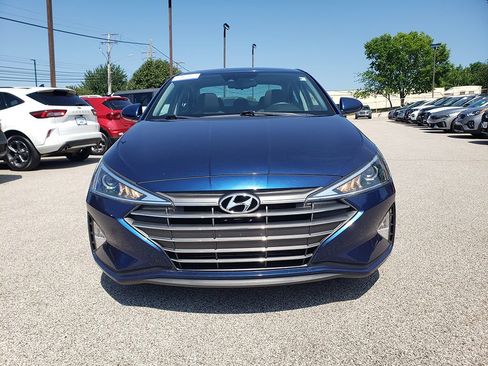 Used 2020 Hyundai Elantra Value Edition w/ Cargo Package (C1) FWD image 2