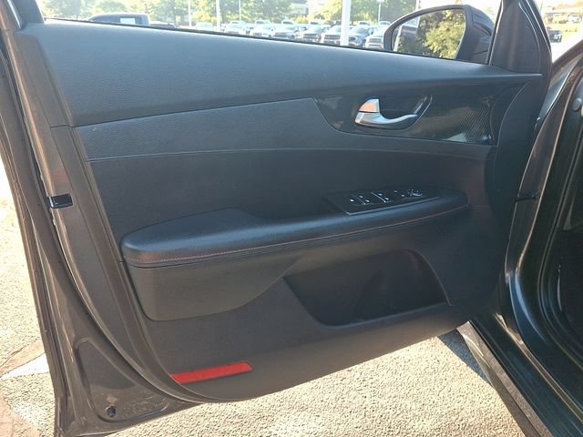 Used 2023 Kia Forte GT FWD image 12