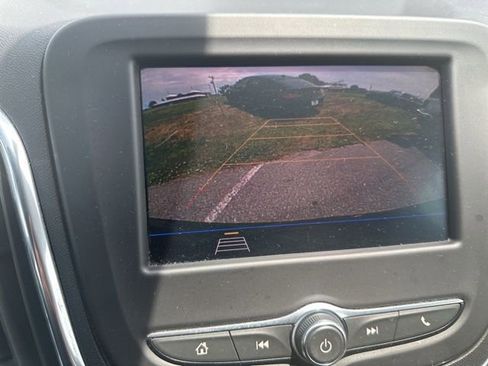 Used 2020 Chevrolet Equinox LT FWD image 11