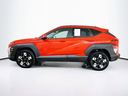 Used 2025 Hyundai Kona SEL image 4