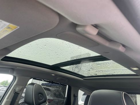 Certified 2025 Acura MDX SH-AWD w/ Advance Package image 21