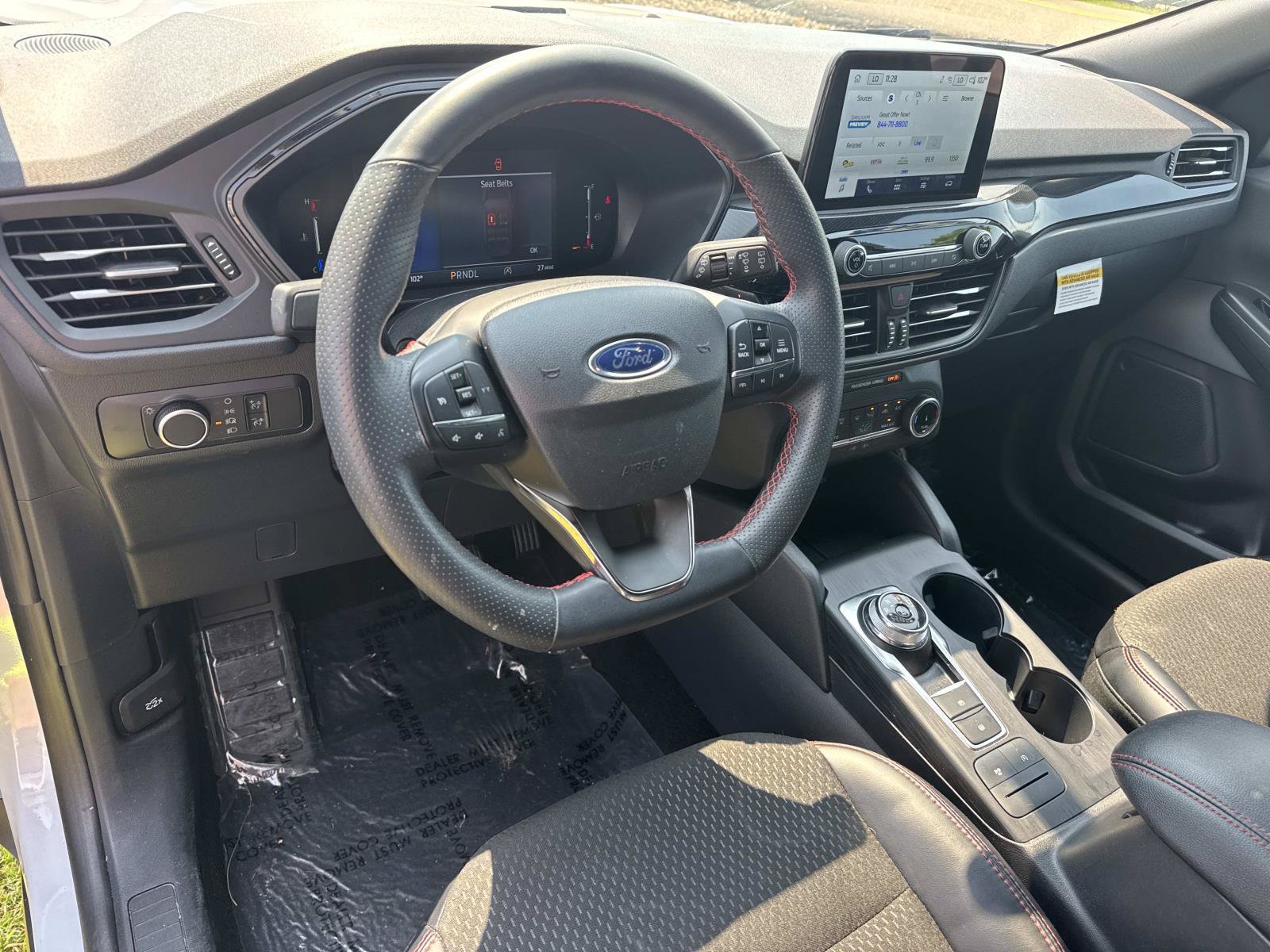 Used 2025 Ford Escape ST-Line FWD image 17