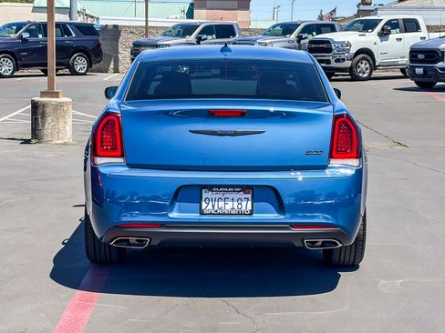 Used 2023 Chrysler 300 Touring w/ Sport Appearance Package RWD image 4