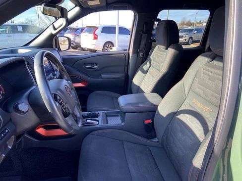 Certified 2023 Nissan Frontier PRO-4X w/ Technology Package image 11