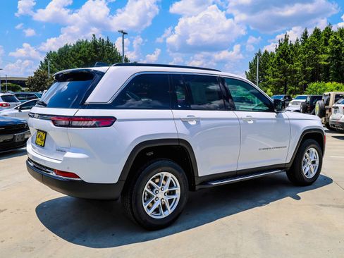 New 2026 Jeep Grand Cherokee Laredo X RWD image 10