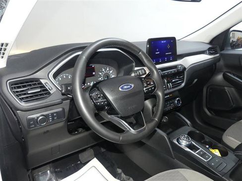 Used 2022 Ford Escape SE w/ Convenience Package image 23