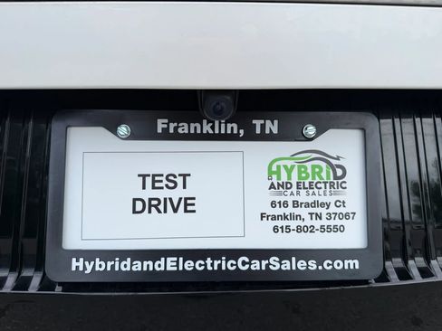 Used 2022 Kia EV6 Wind RWD image 3