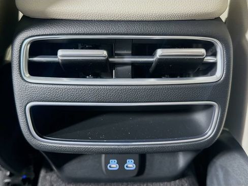 New 2026 Genesis GV70 2.5T Advanced AWD/4WD image 18