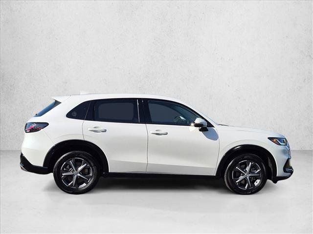 Used 2024 Honda HR-V EX-L image 4