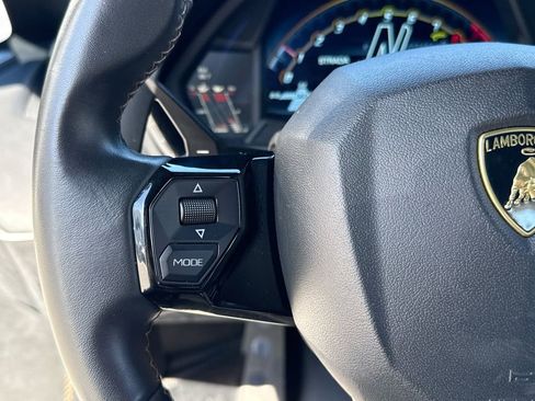 Used 2019 Lamborghini Aventador SVJ image 33