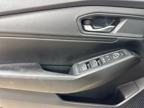 Used 2024 Honda Accord EX image 11